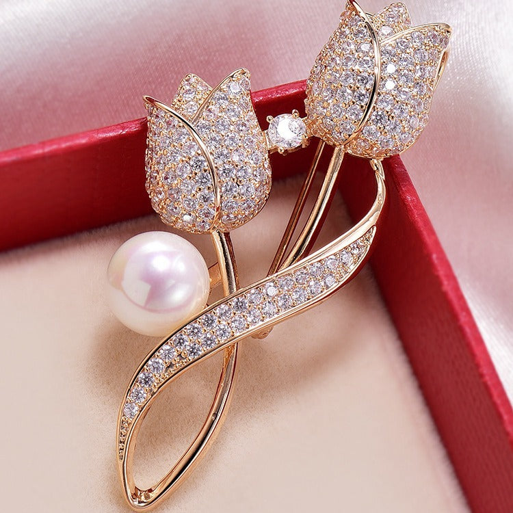 Twin Tulip Statement Brooch — Graceful Blooms, Timeless Style