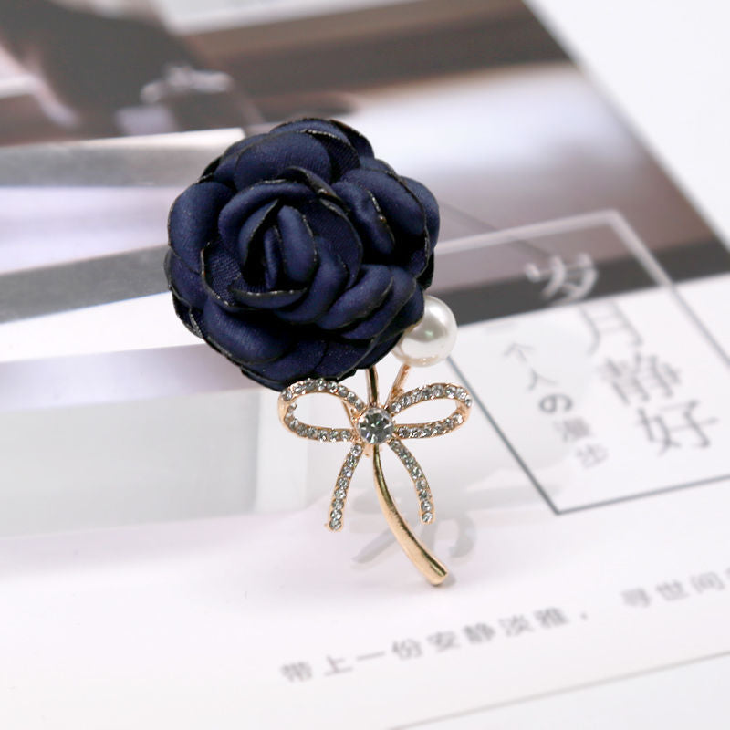 Bowknot ladylike brooch