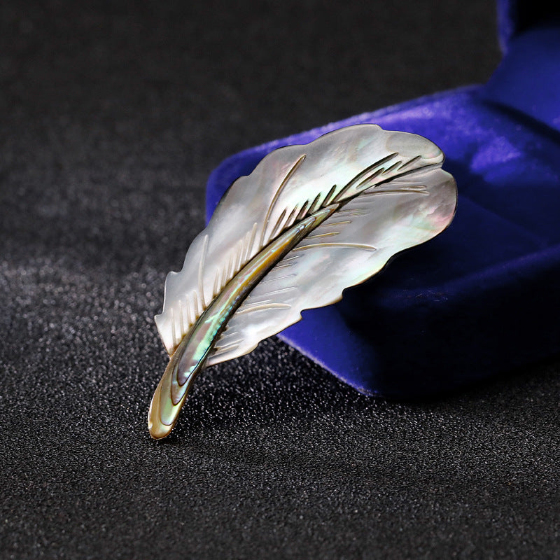 Natural Abalone Shell Feather Brooch – Elegant Iridescent Pin