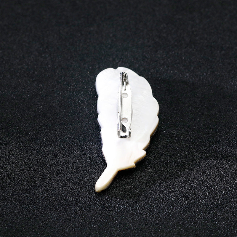 Natural Abalone Shell Feather Brooch – Elegant Iridescent Pin