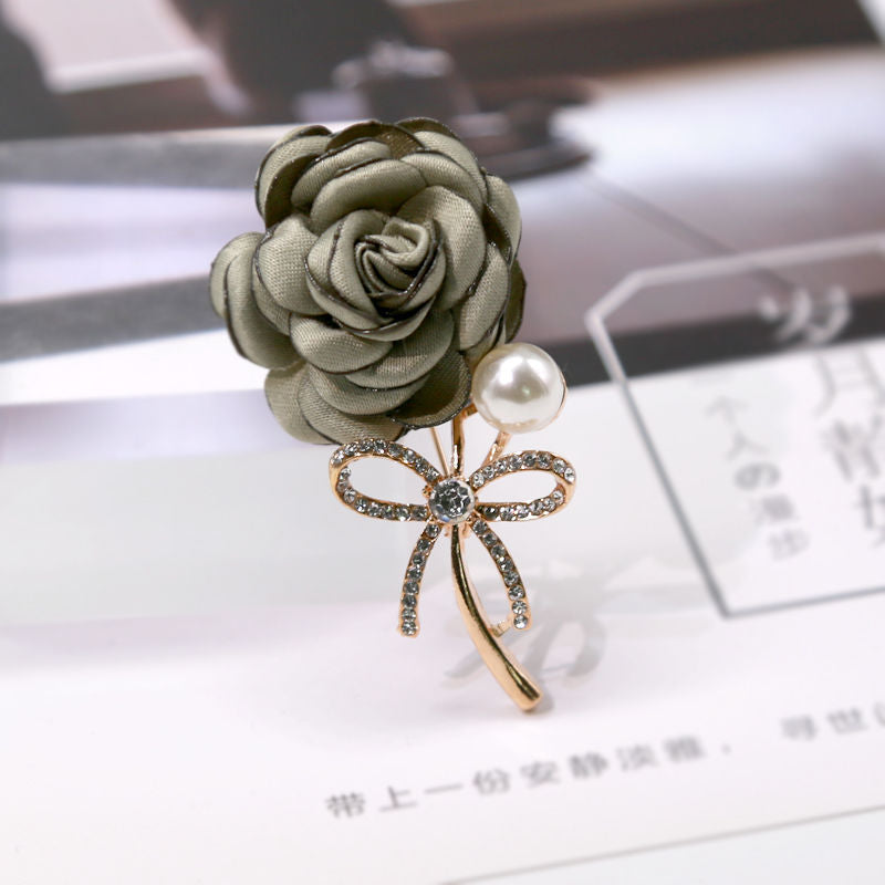 Bowknot ladylike brooch