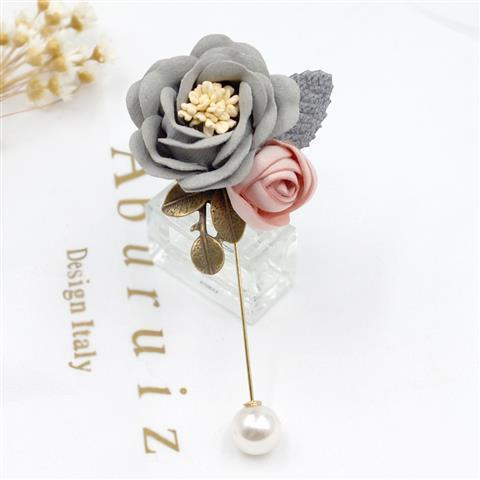 Korean style one-line brooch