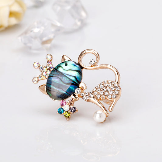Shell Cat Brooch – Elegant Natural Shell Cat Pin for Women